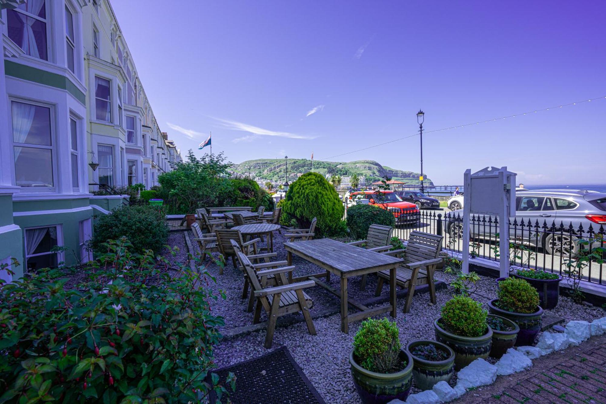 The Central Hotel Llandudno Exterior photo